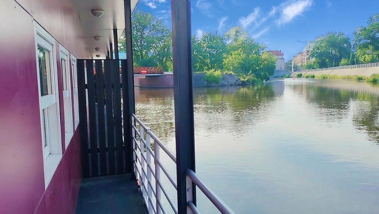 Great Polonia River Boat Apartments วรอตซวาฟ ภายนอก รูปภาพ