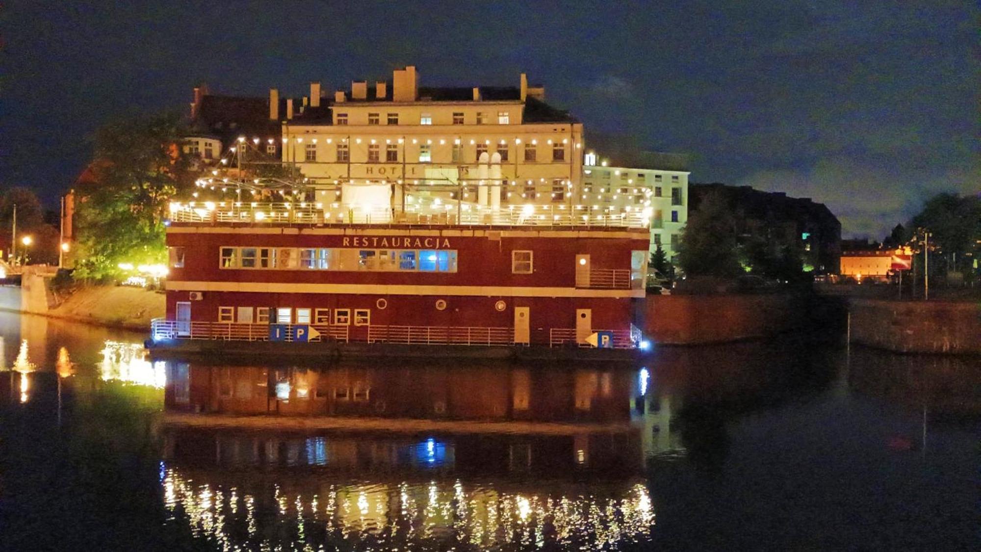 Great Polonia River Boat Apartments วรอตซวาฟ ภายนอก รูปภาพ