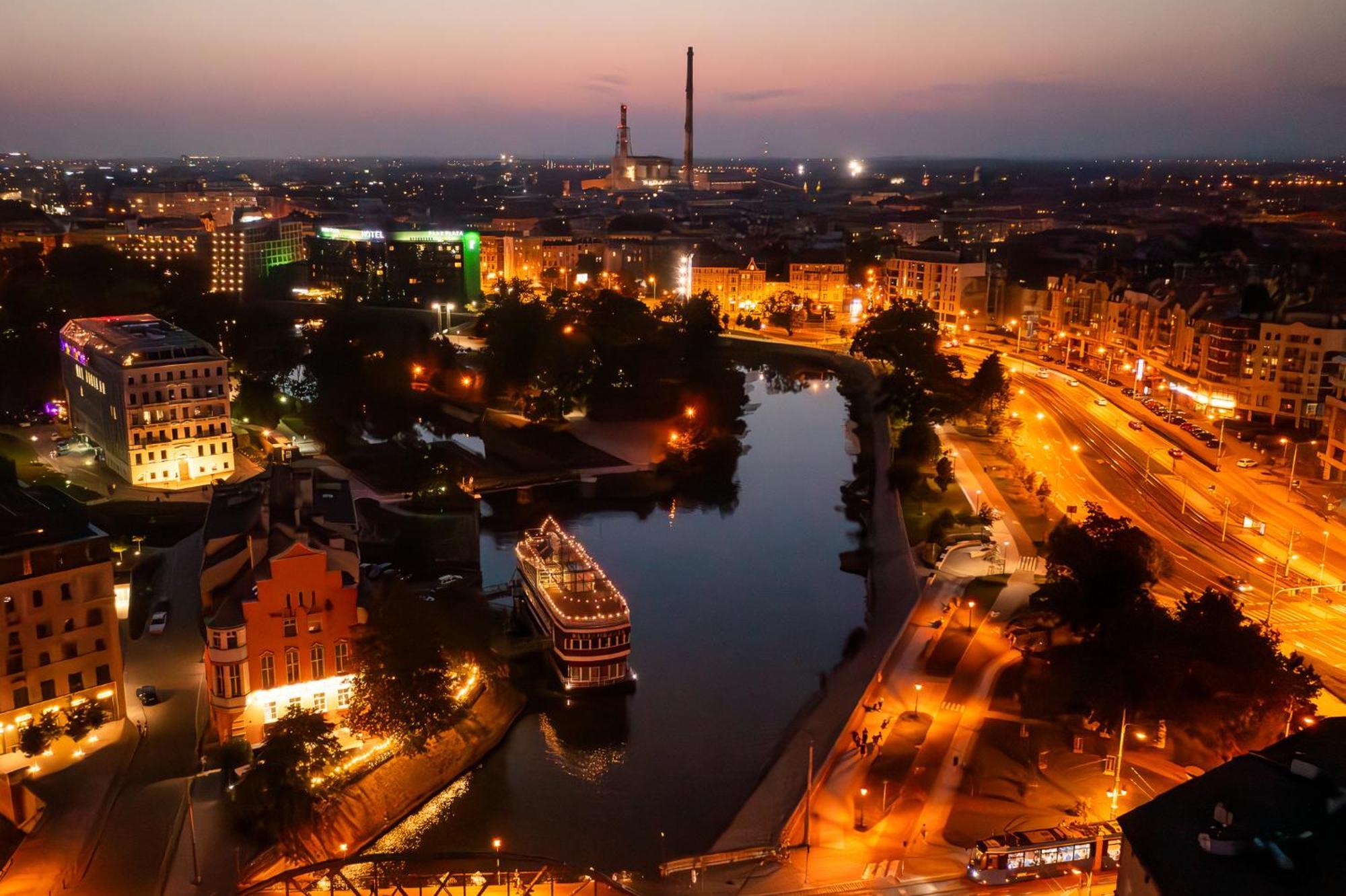 Great Polonia River Boat Apartments วรอตซวาฟ ภายนอก รูปภาพ